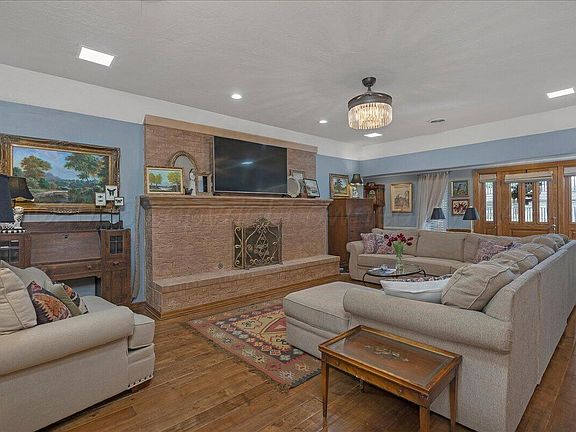 5th image of 3406 Danbury Dr