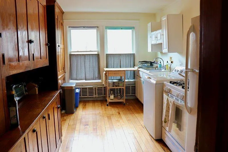 Building Photo - 34 Washington St #4