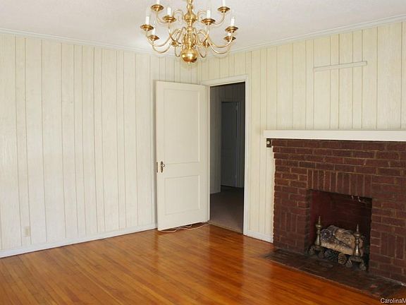 4th image of 1010 W Rankin Ave
