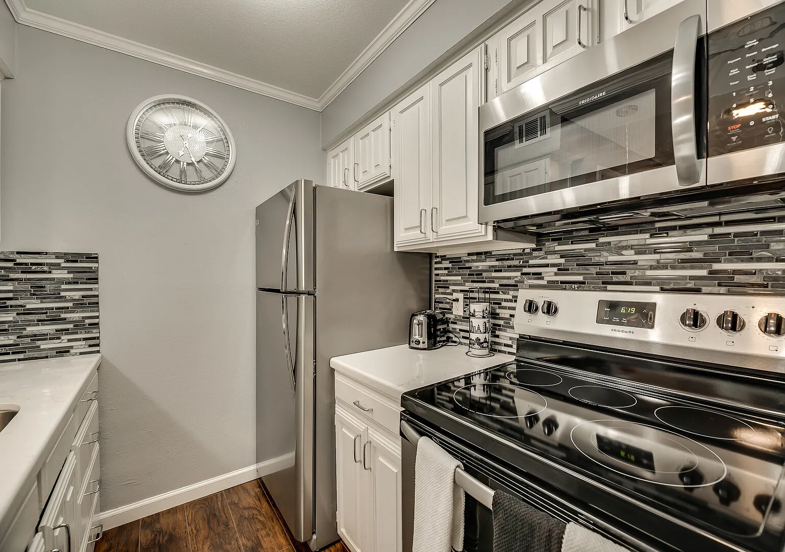 I48-1 World Cup Stay - 18 min to AT&T - Sleeps 2 - Free Parking — Photo 4