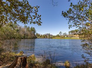 32 Footbirdge Dr, Cashiers, NC 28717