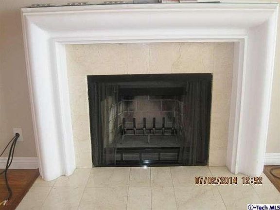 4th image of 1900 Vine St APT 106