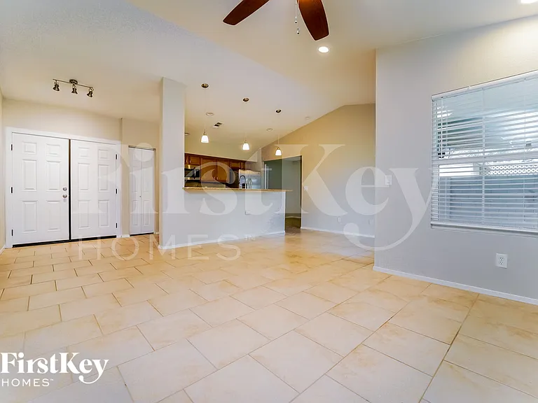 10272 E Sky Castle Way — Photo 4