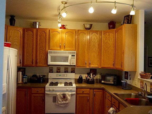 3rd image of 3111 Surber Ct
