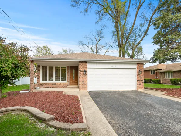 12123 S 72nd Ct, Palos Heights, IL 60463