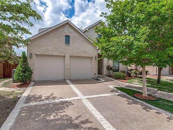 3rd image of 2404 Greenbrook Dr