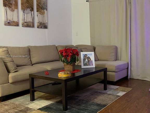 4th image of 8290 S Lake Dr #206