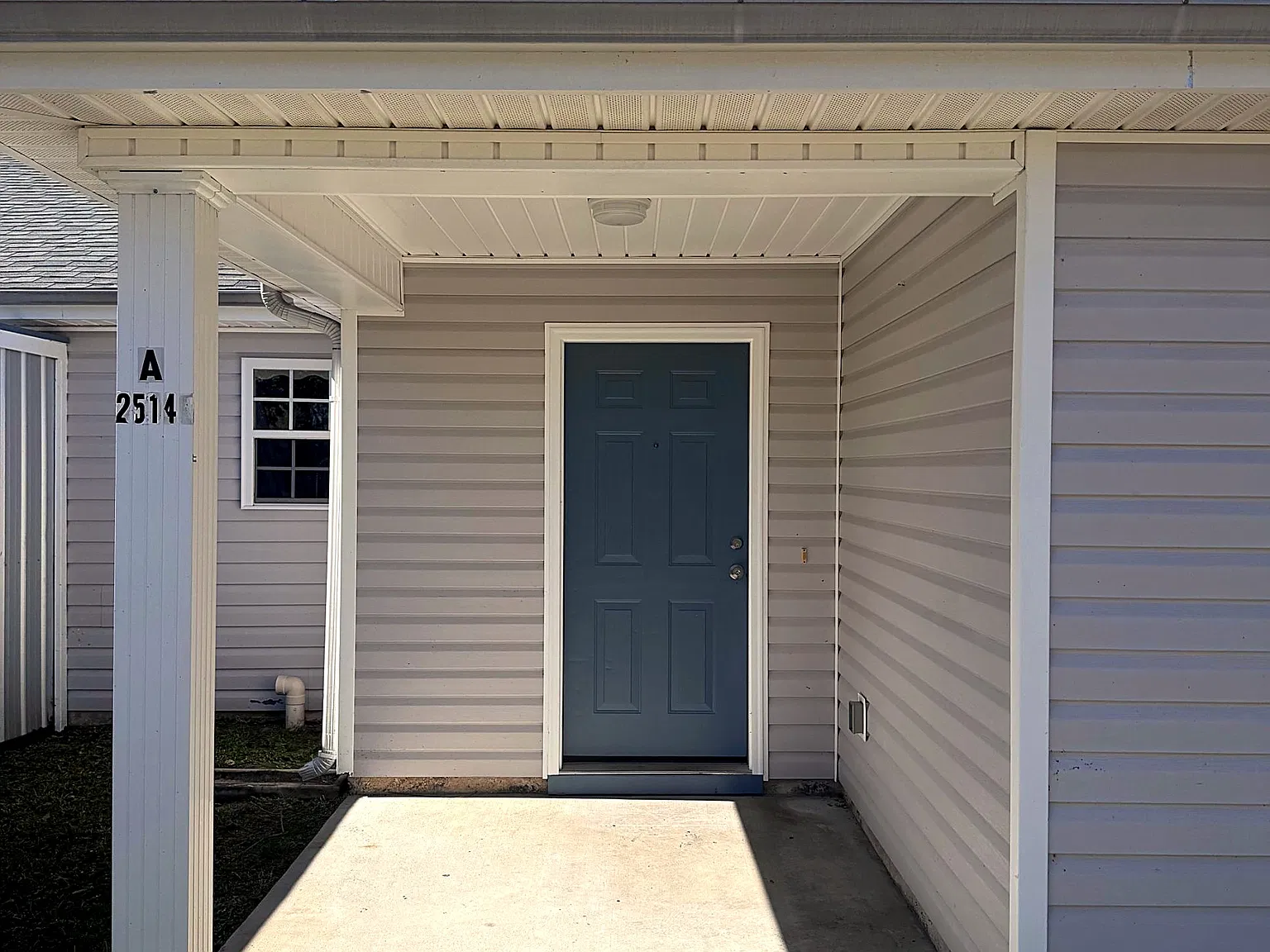 2514 Shady Oak Ct — Photo 2