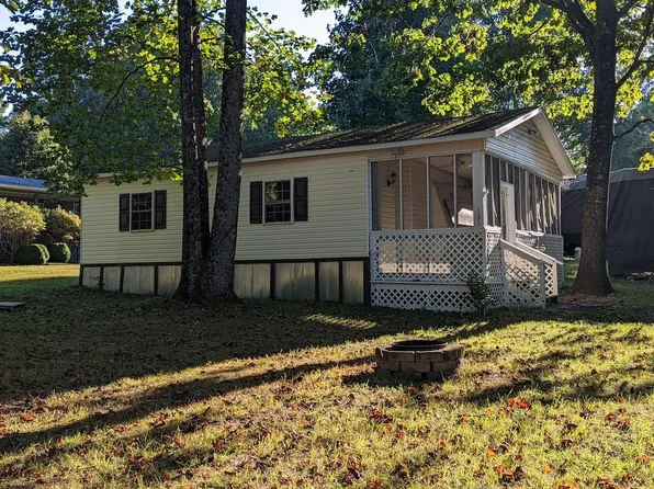 131 Terry Ln SE, Copper Hill, VA 24079