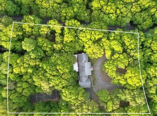 1 Woodhull Cove Ln, Setauket, NY 11733