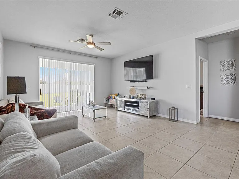 2621 Glenrock Ct — Photo 20