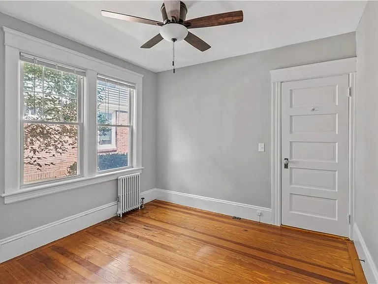 155 Irving Ave — Photo 14