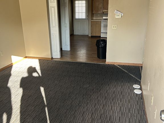 5th image of 2062 Bradley Ct