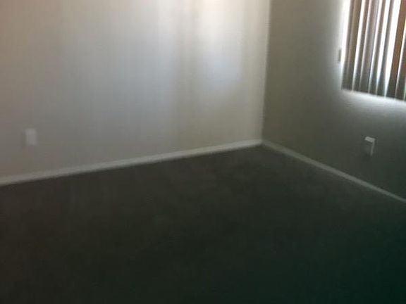 3rd image of 1880 Locust Ave APT 204