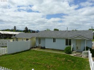 181 SE Darrell Ave, Winston, OR 97496