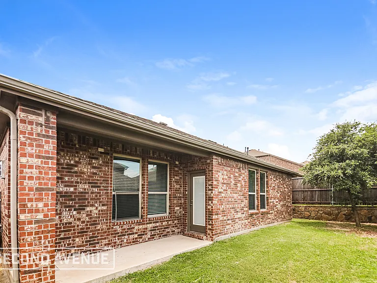 3611 Brazos St — Photo 22