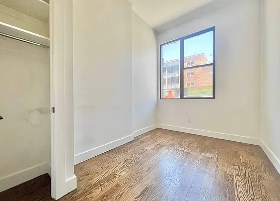 Rented by Reavis | media 10