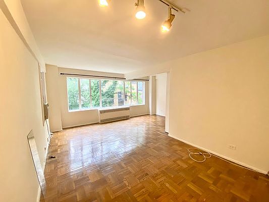 1st image of 117 E 37th St APT 6F