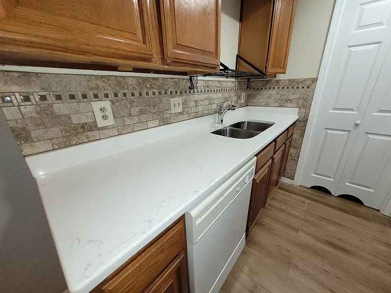 11130 Stratford Dr #315 — Photo 6