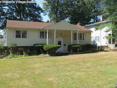 29 Balfour Ln, Ramsey, NJ, 07446