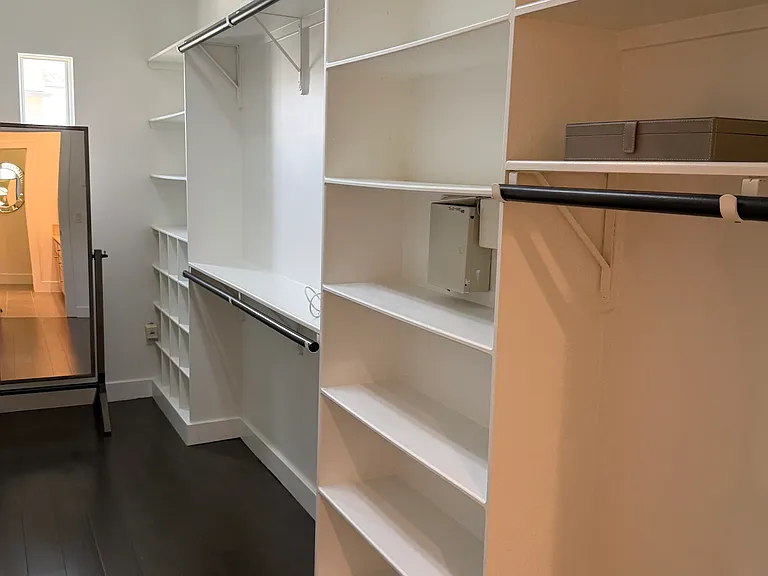 1205 Kinney Ave #1205G — Photo 8