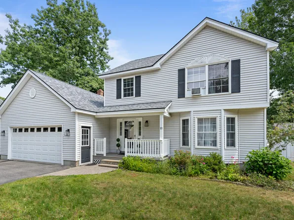 10 Aspen Drive, Saco, ME 04072