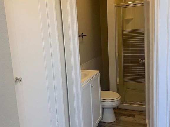 3rd image of 2317 W Kellogg Ave APT 4