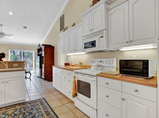 2301 Jackson Dr, Sebring, FL 33870