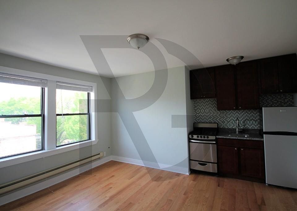 2nd image of 4546 N Damen Ave #0