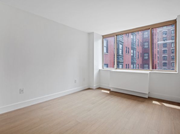 10 E 29th St APT 16C