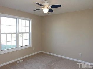 205 Peakhill Rd, Holly Springs, NC 27540