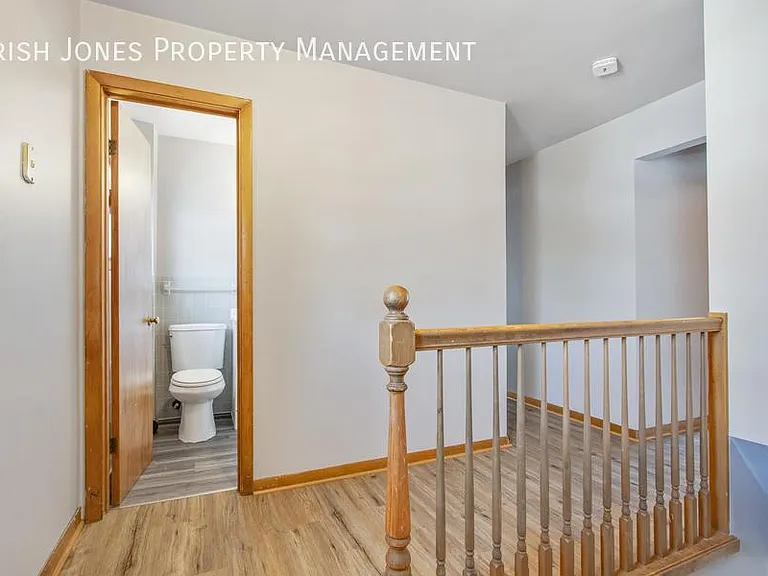 172 Main St — Photo 24