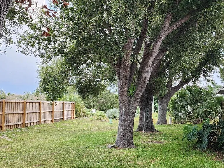 8783 SE Hobe Ridge Ave — Photo 28