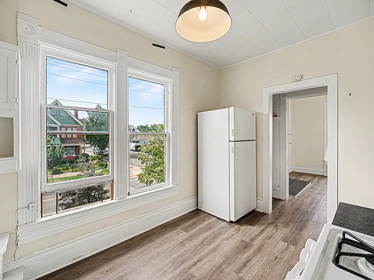 302 N Bannock St #B — Photo 6