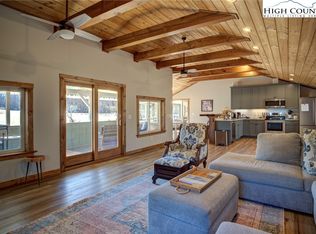 1021 Old Jonas Ridge Rd, Newland, NC 28657