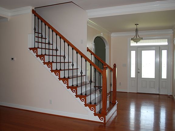 2nd image of 316 Pickens Dr N