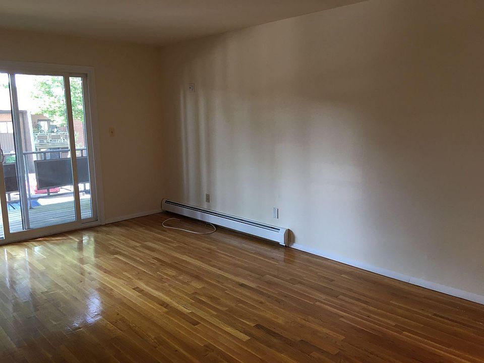 2nd image of 1 Charles Ln #1