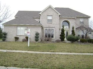 27248 Winterset Cir, Farmington Hills, MI 48334