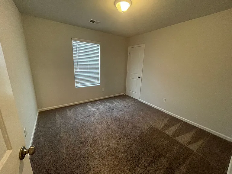 2237 Trakand Dr — Photo 7