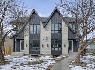 518 S 22nd Ave NW, Calgary, AB T2M1N6