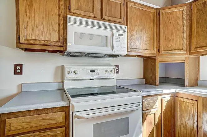 2444 Highlandtown Dr — Photo 43