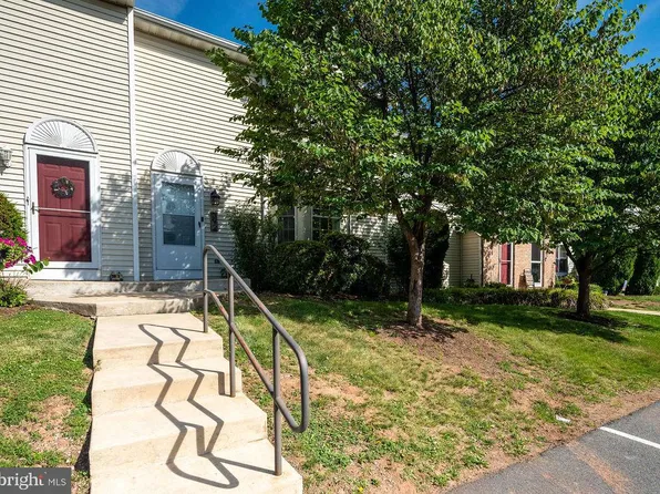 39 Mint Tier Ct Unit 2, Reading, PA 19606
