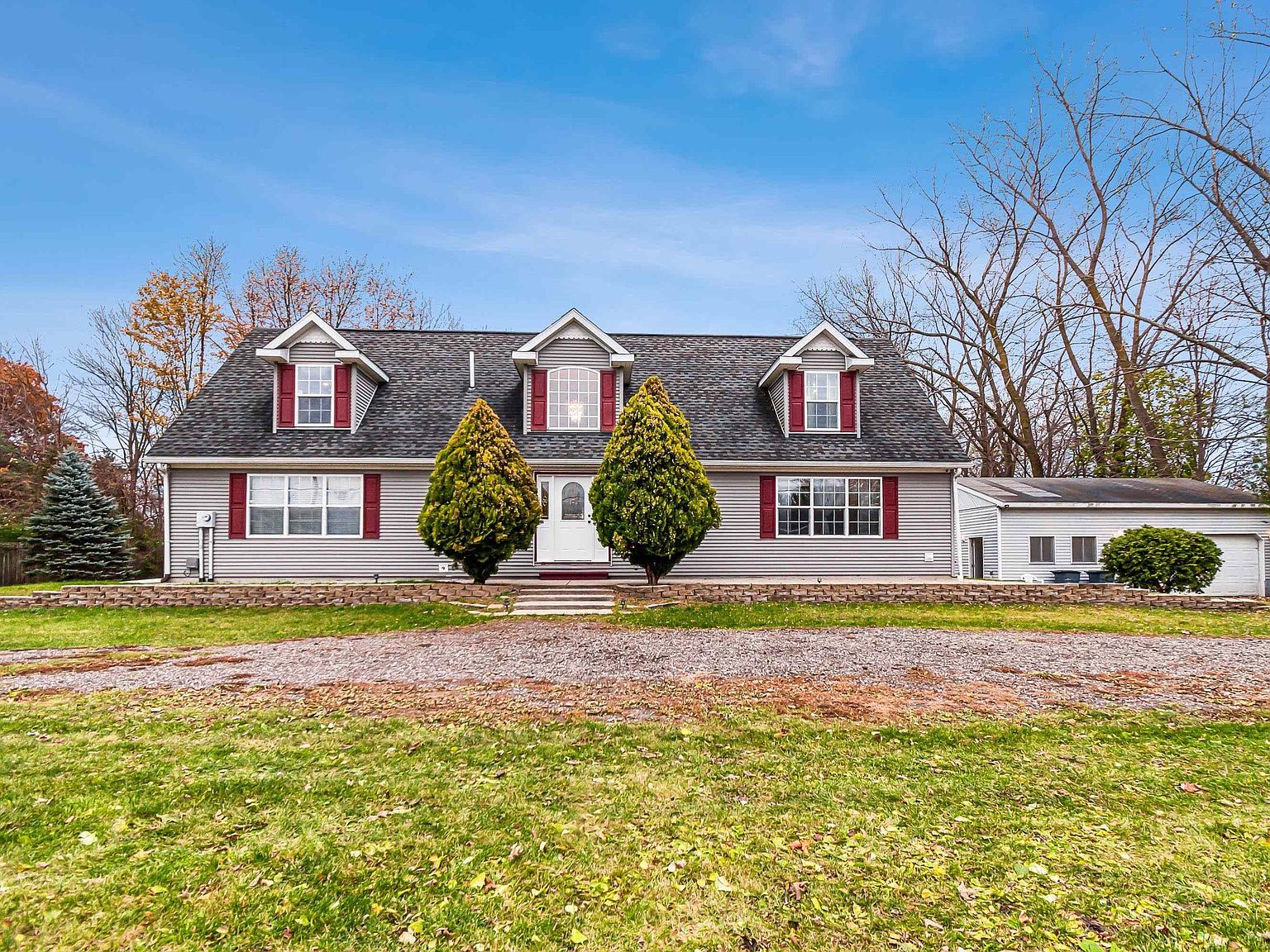 7327 Michigan Rd, Bay City, MI 48706 | MLS #50127829 | Zillow