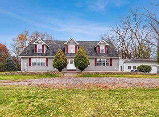 7327 Michigan Rd, Bay City, MI 48706