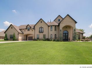 6813 N Garden Stone Ln, Owasso, OK 74055