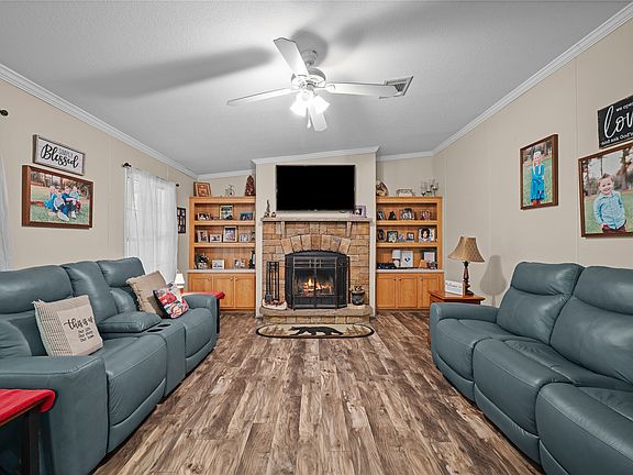 3rd image of 1300 Boyd Rd