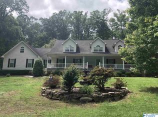 396 Mountain Heights Rdg, Scottsboro, AL 35769