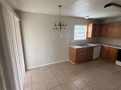 2606 Tortuga Ln #- — Photo 3