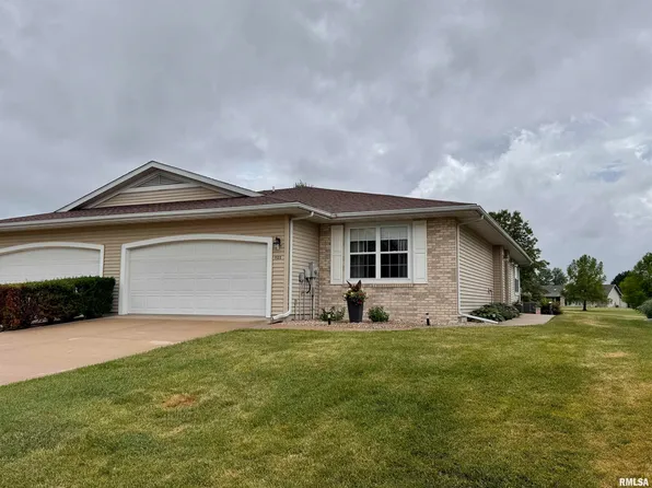 1123 Hawthorn Rdg, Macomb, IL 61455