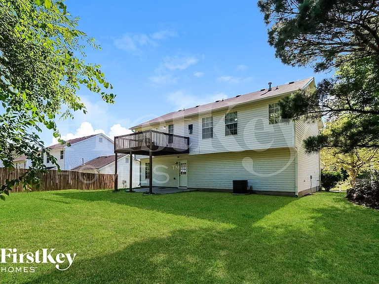 2419 Broad River Pl — Photo 18